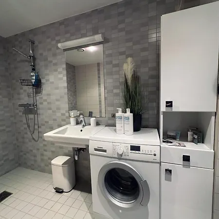 Muru Area And Self Check In Apartment